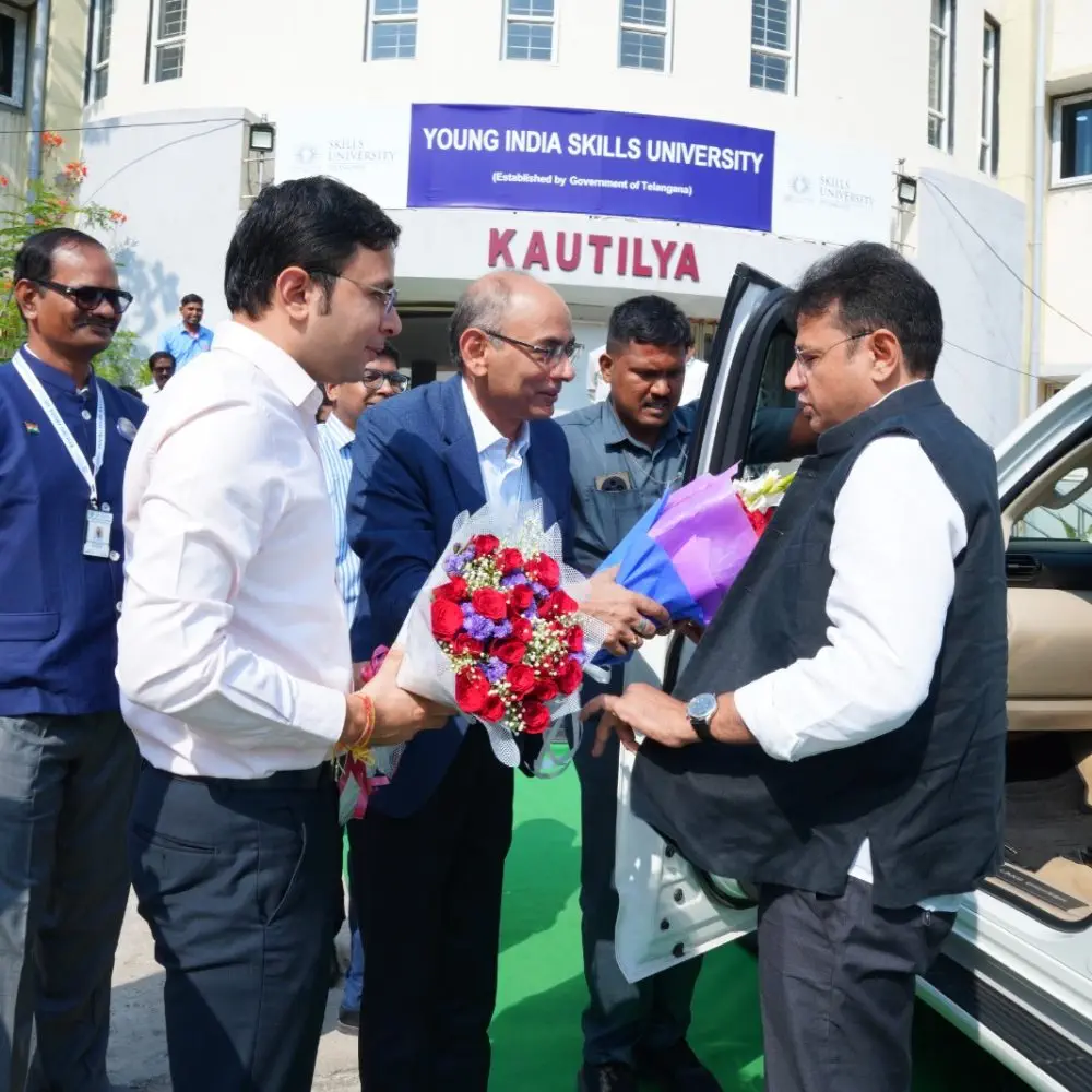 Minister’s Visit to YISU Transit campus, Hyderabad image 3