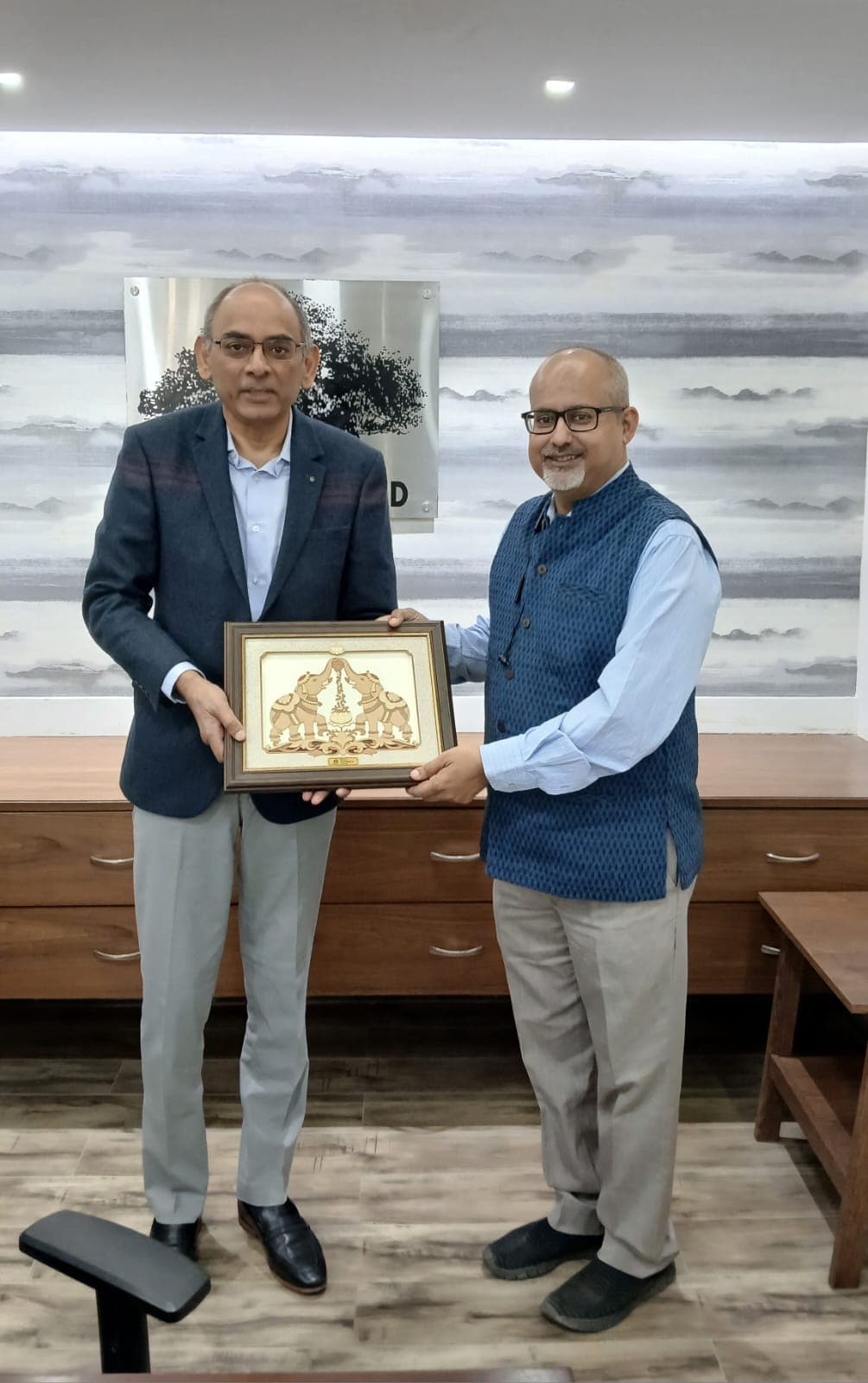 Vice Chancellor and Registrar have called on the Director IIIT Hyderabad on 19 Dec. The discussions were fruitful and showed a great potential to strengthen the engagement in several areas of skilling particularly in IT and VLSI sectors. image 1